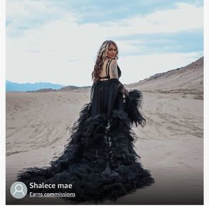 Black maternity robe